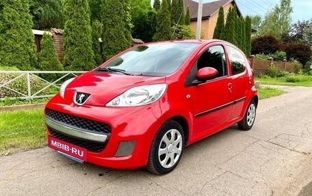 Peugeot 107 I рестайлинг, 2010 год, 520 000 рублей, 11 фотография