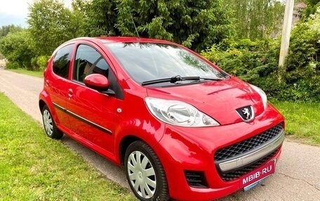 Peugeot 107 I рестайлинг, 2010 год, 520 000 рублей, 5 фотография