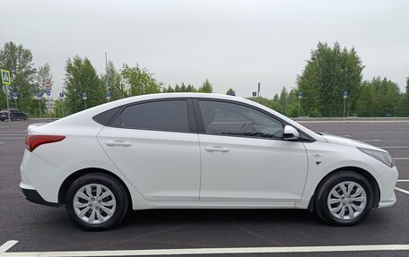 Hyundai Solaris II рестайлинг, 2021 год, 1 450 000 рублей, 6 фотография