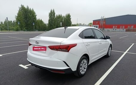 Hyundai Solaris II рестайлинг, 2021 год, 1 450 000 рублей, 2 фотография