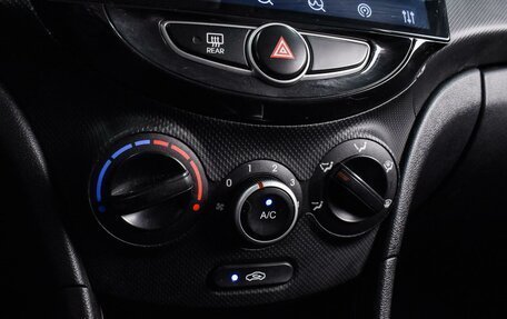 Hyundai Solaris II рестайлинг, 2014 год, 670 000 рублей, 14 фотография