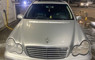 Mercedes-Benz C-Класс, 2004 год, 850 000 рублей, 1 фотография
