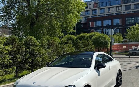 Mercedes-Benz E-Класс, 2017 год, 4 300 000 рублей, 1 фотография