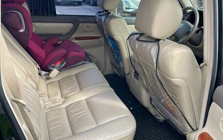 Toyota Land Cruiser 100 рестайлинг 2, 2003 год, 1 850 000 рублей, 6 фотография