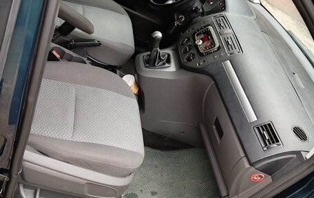 Ford C-MAX I рестайлинг, 2006 год, 700 000 рублей, 13 фотография