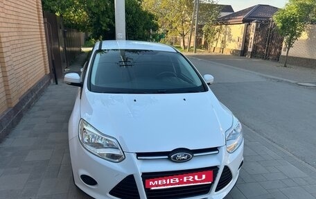 Ford Focus III, 2013 год, 990 000 рублей, 3 фотография