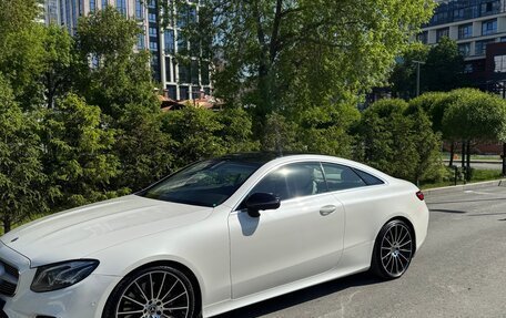 Mercedes-Benz E-Класс, 2017 год, 4 300 000 рублей, 5 фотография