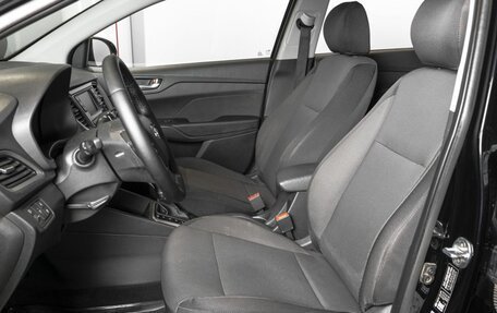 Hyundai Solaris II рестайлинг, 2017 год, 1 190 400 рублей, 11 фотография
