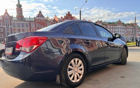 Chevrolet Cruze II, 2009 год, 700 000 рублей, 7 фотография