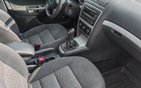 Skoda Octavia, 2011 год, 590 000 рублей, 2 фотография