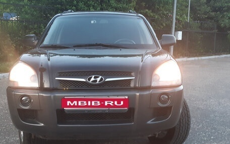 Hyundai Tucson III, 2008 год, 970 000 рублей, 2 фотография