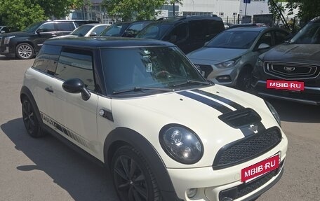 MINI Hatch, 2010 год, 1 100 000 рублей, 7 фотография