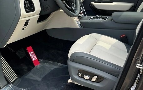 Rolls-Royce Cullinan, 2020 год, 45 000 000 рублей, 10 фотография