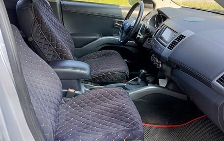 Mitsubishi Outlander III рестайлинг 3, 2012 год, 1 400 000 рублей, 4 фотография