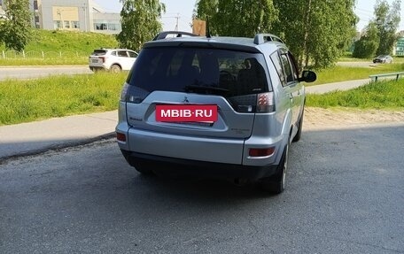 Mitsubishi Outlander III рестайлинг 3, 2012 год, 1 400 000 рублей, 2 фотография