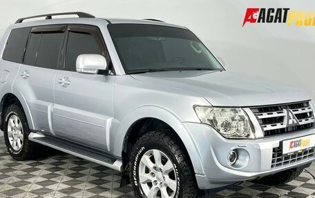 Mitsubishi Pajero IV, 2011 год, 1 930 000 рублей, 3 фотография