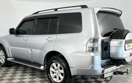 Mitsubishi Pajero IV, 2011 год, 1 930 000 рублей, 7 фотография