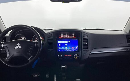 Mitsubishi Pajero IV, 2011 год, 1 930 000 рублей, 12 фотография