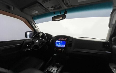 Mitsubishi Pajero IV, 2011 год, 1 930 000 рублей, 13 фотография