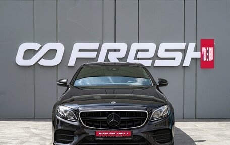 Mercedes-Benz E-Класс, 2017 год, 2 980 000 рублей, 3 фотография