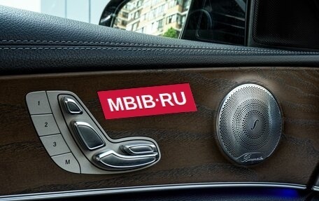 Mercedes-Benz E-Класс, 2017 год, 2 980 000 рублей, 19 фотография