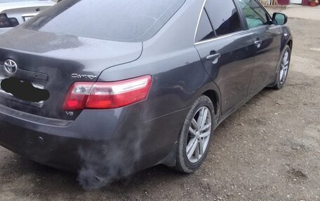 Toyota Camry, 2008 год, 900 000 рублей, 10 фотография