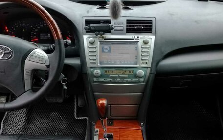 Toyota Camry, 2008 год, 900 000 рублей, 12 фотография