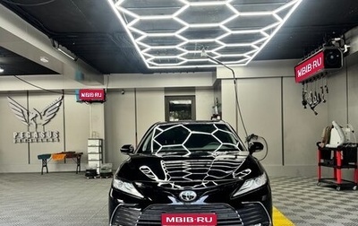 Toyota Camry, 2018 год, 2 120 000 рублей, 1 фотография