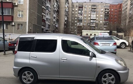 Toyota FunCargo, 2000 год, 500 000 рублей, 3 фотография