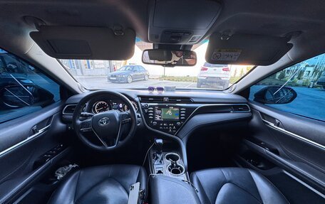 Toyota Camry, 2018 год, 2 120 000 рублей, 12 фотография