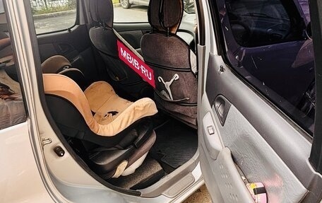 Toyota FunCargo, 2000 год, 500 000 рублей, 9 фотография