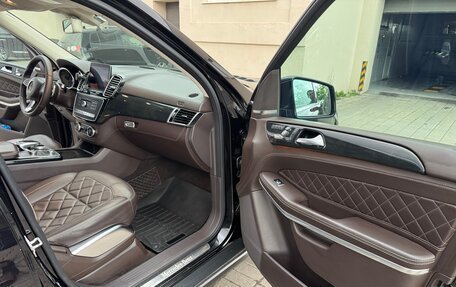 Mercedes-Benz GLS, 2016 год, 4 850 000 рублей, 24 фотография