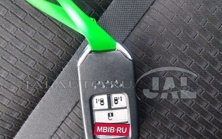 Honda Stepwgn IV, 2021 год, 3 100 000 рублей, 21 фотография