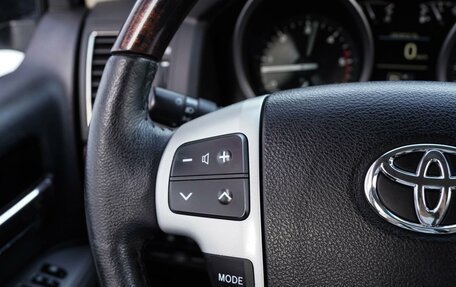 Toyota Land Cruiser 200, 2015 год, 3 950 000 рублей, 19 фотография