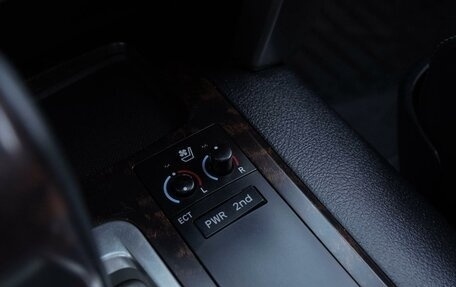 Toyota Land Cruiser 200, 2015 год, 3 950 000 рублей, 16 фотография