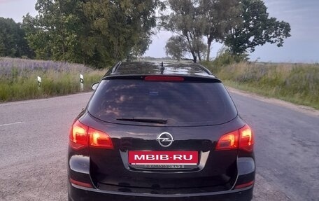 Opel Astra J, 2011 год, 750 000 рублей, 4 фотография
