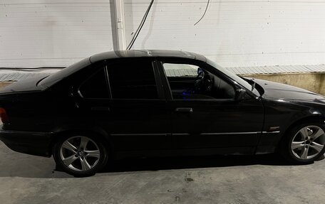 BMW 3 серия, 1994 год, 380 000 рублей, 10 фотография