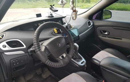 Renault Scenic III, 2011 год, 800 000 рублей, 2 фотография