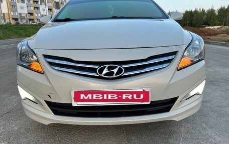 Hyundai Solaris II рестайлинг, 2014 год, 780 000 рублей, 3 фотография