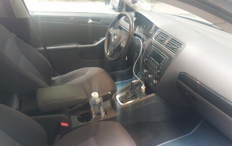 Volkswagen Jetta VI, 2013 год, 1 400 000 рублей, 9 фотография