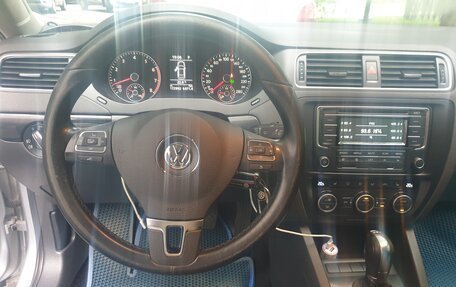 Volkswagen Jetta VI, 2013 год, 1 400 000 рублей, 11 фотография