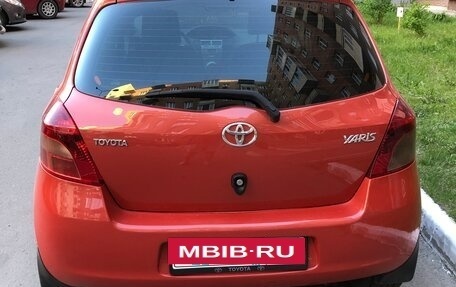 Toyota Yaris III рестайлинг, 2006 год, 500 000 рублей, 4 фотография