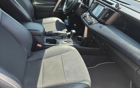 Toyota RAV4, 2017 год, 2 990 000 рублей, 8 фотография