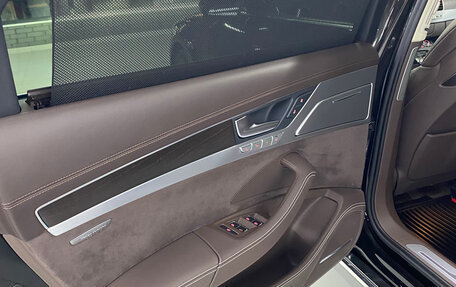 Audi A8, 2016 год, 4 450 000 рублей, 8 фотография