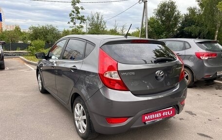 Hyundai Solaris II рестайлинг, 2012 год, 780 000 рублей, 4 фотография