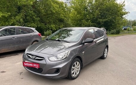 Hyundai Solaris II рестайлинг, 2012 год, 780 000 рублей, 3 фотография