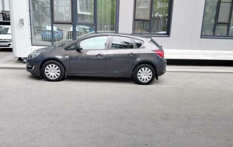 Opel Astra J, 2013 год, 750 000 рублей, 3 фотография