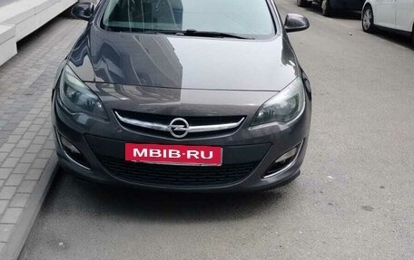 Opel Astra J, 2013 год, 750 000 рублей, 5 фотография