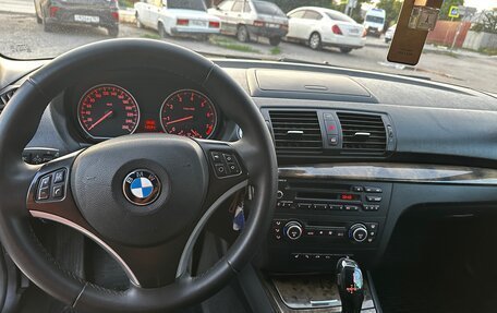 BMW 1 серия, 2008 год, 1 500 000 рублей, 11 фотография
