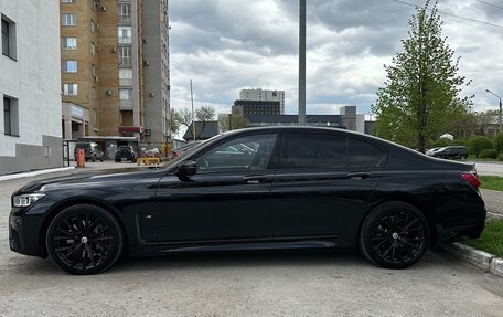 BMW 7 серия, 2020 год, 7 000 000 рублей, 10 фотография
